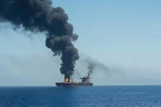 الهجوم على السفينة الإسرائيلية..هل يؤدي لصدام بين إيران و”إسرائيل”؟