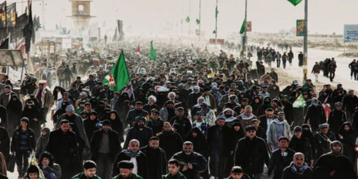 تأثير الثورة الإسلامية الإيرانية المستلهمة من مبادئ ملحمة عاشوراء على مسيرة الأربعين وجعلها مناورة للكشف عن قدرة الشيعة السياسية
