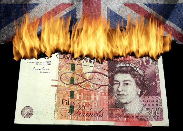 Inflation crisis impoverishes Brits, strains the national economy