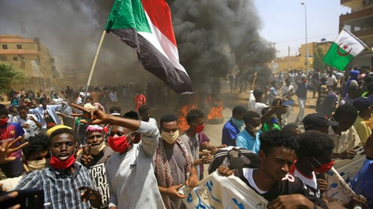 بحران سودان؛ کلافی سر در گم