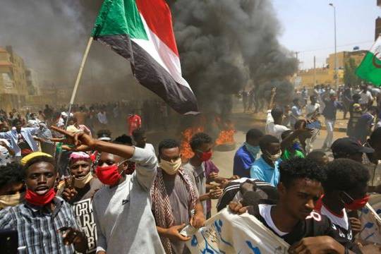 بحران سودان؛ کلافی سر در گم
