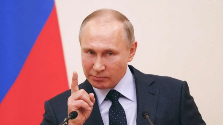 What is Putin’s strategy in dealing with the South Caucasus crisis?