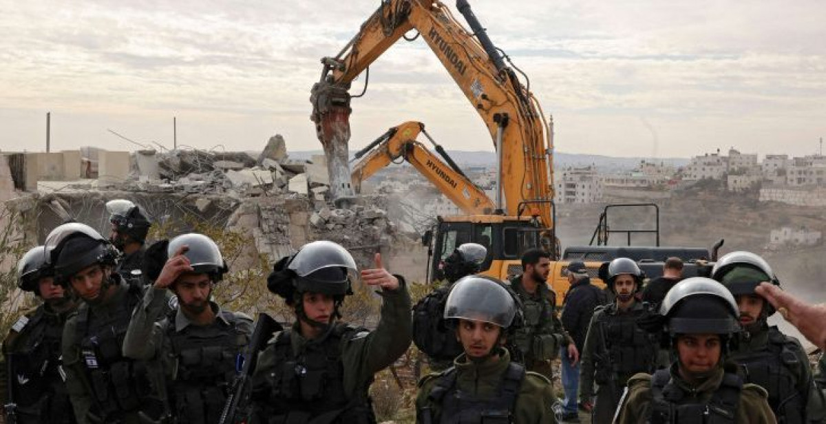الاحتلال يهدم منزلا فلسطينيا بالضفة الغربية