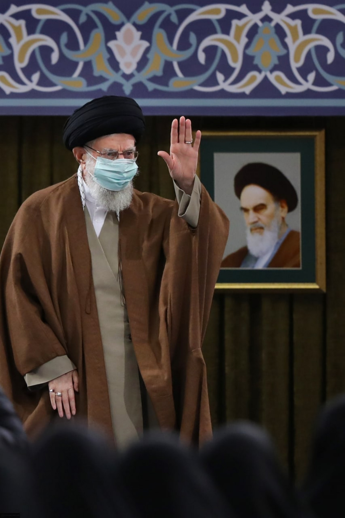 این فقط یک تعلیم عادی و معمولی نیست این تعلیم بنیادین است