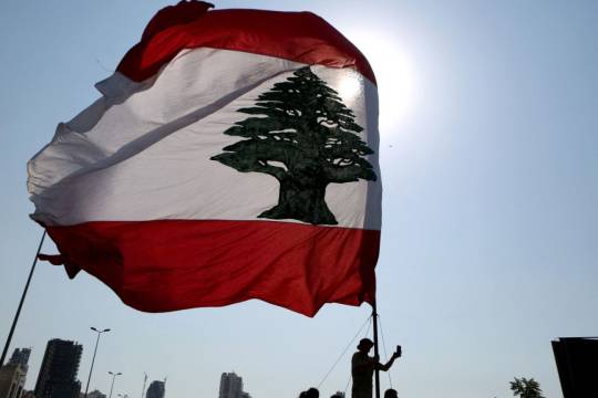 دو سفارتخانه‌ای که بیروت را به بن‌بست کشیده‌اند
