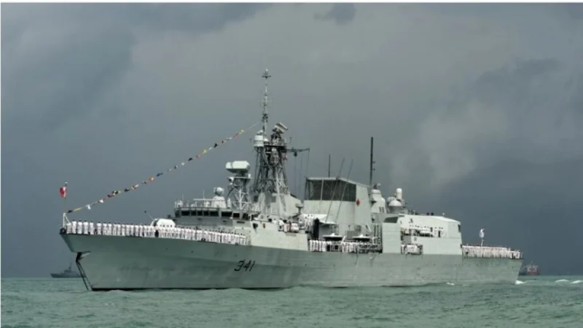Canada sends warships through Taiwan Strait