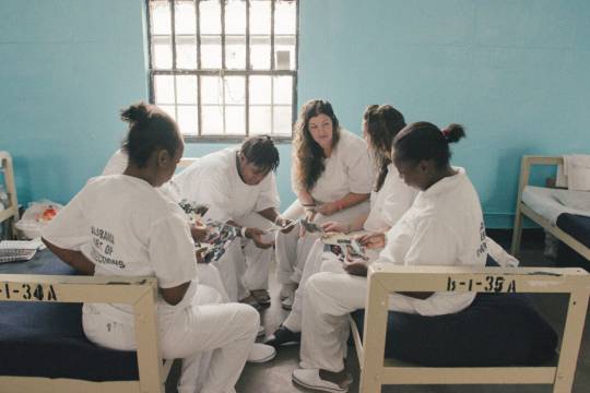 زندگی زنان در زندان های آمریکا چگونه می گذرد؟