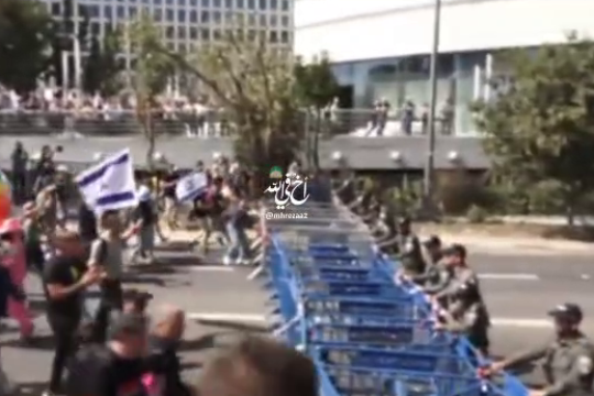 مجموعه ویدیو: تظاهرات گسترده، راه‌های بسته‌شده و ارتشِ فراری در تل‌آویو