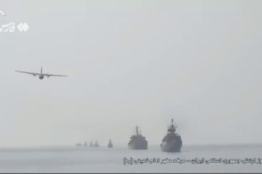رژه نیروی دریایی ارتش در آب‌های نیلگون خلیج‌فارس