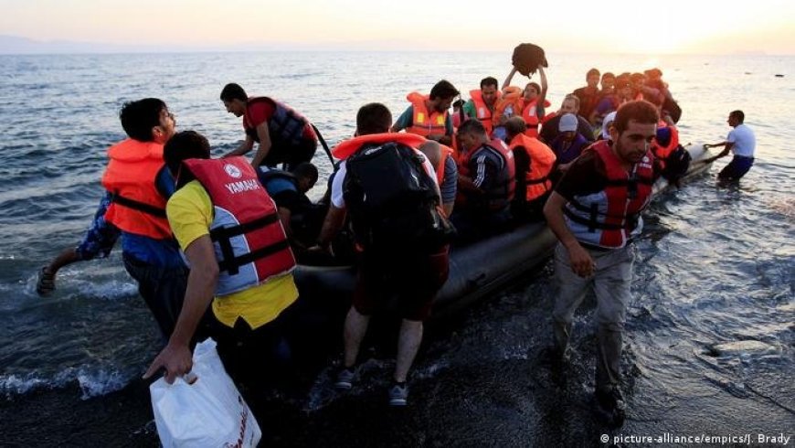 Greece rejects migrants at sea