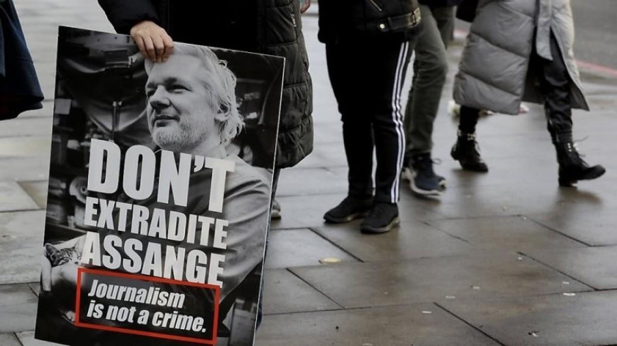 Assange case, Wikileaks, dangerously close to his extradition