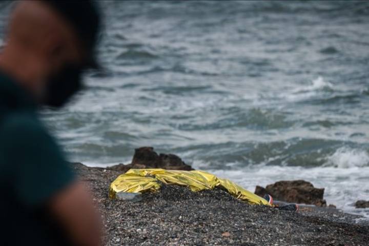 Two migrants found dead on a beach in southern Spain