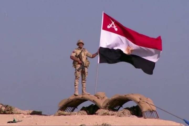 الجندي المصري "فدائي" .. العملية تسقط وهم "الحدود"