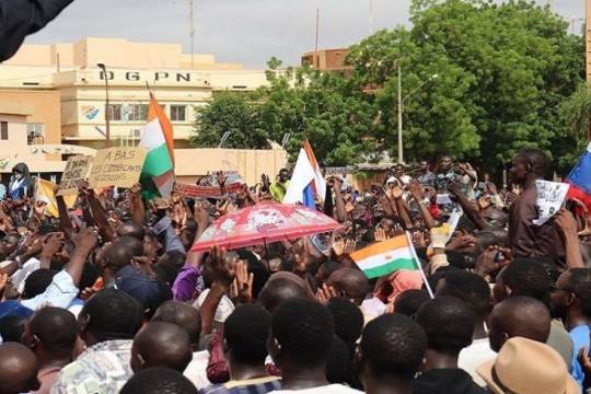 جشن و شادی در نیجر در پی خروج سفیر فرانسه
