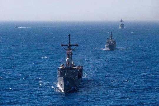 بیانیه ارتش یمن درباره حمله به کشتی‌های آمریکایی در دریای سرخ