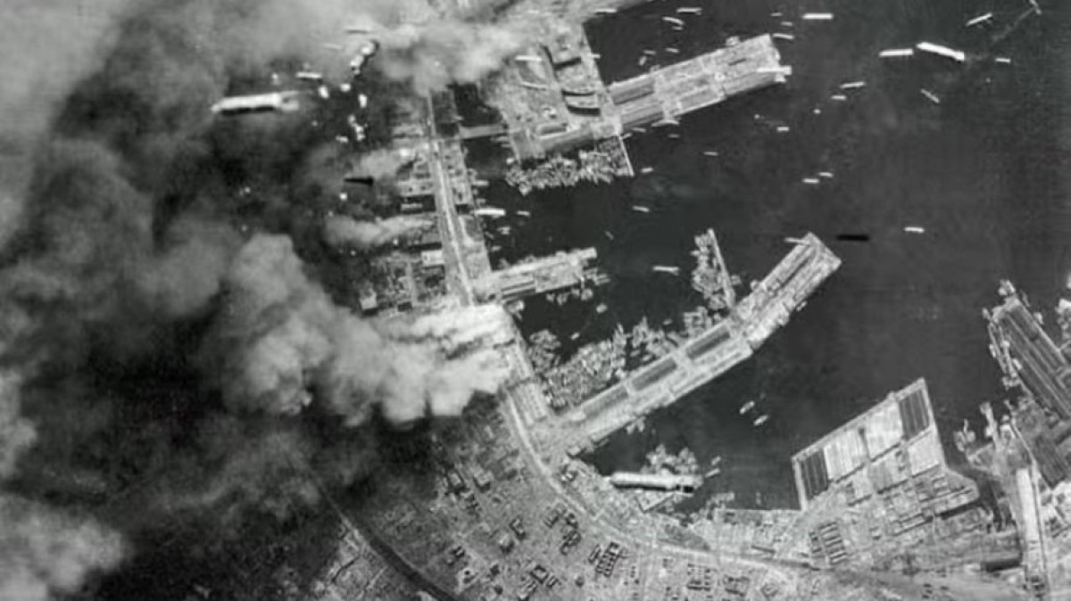 During World War II, the scene inside a B-52 bomber dropped bombs on Kobe, Japan.