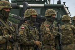 لهستان هم از اعزام نیروی نظامی به اوکراین خودداری کرد