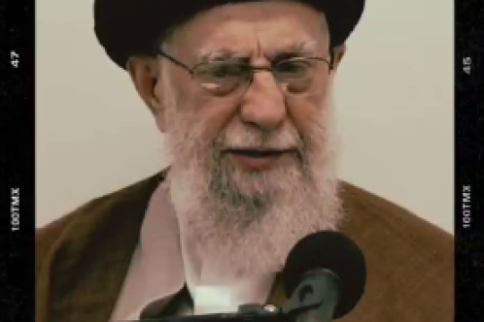 امروز ارتباط با دنیا کار آسانی شده است!