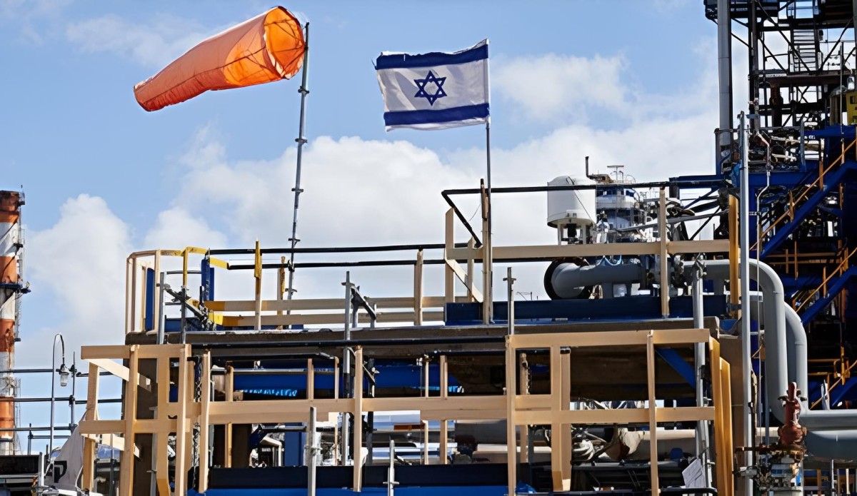 سایه‌های سیاه: روایتی تحلیلی از رازهای تأمین انرژی رژیم صهیونیستی