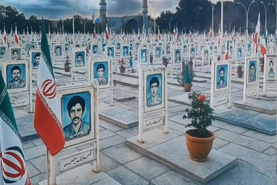 ما فتح خرمشهر را مدیون شما شهدا هستیم