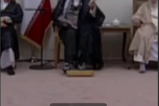 در مقابل دشمن نباید دچار انهزام روحی شد