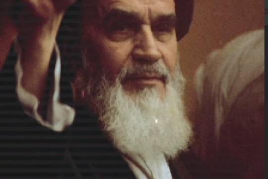 مجموعه موشن استوری : هنر بزرگ امام، مردم را به میدان آورد