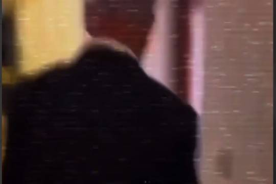 نامردا فک میکنن گردن کلفتن