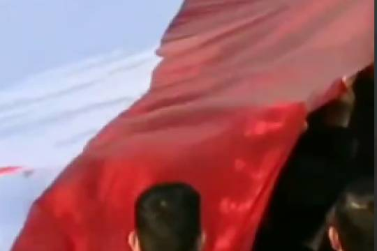 شما کدام ملت رو سراغ دارید در مقابل یاوه گویی های غربی بایستد