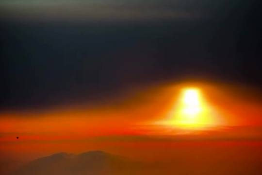 گاهی دل از غم مالامال می شود