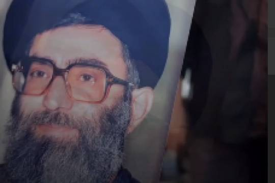 مجموعه ویدیو : گرچه دوریم اما