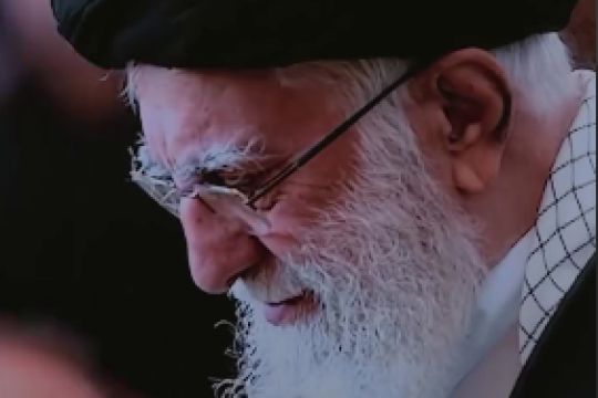 مشت محکم ایران