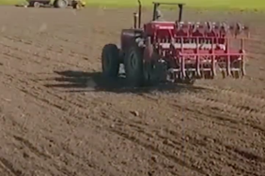 از ظرفیت دانش هسته‌ای باید استفاده کرد