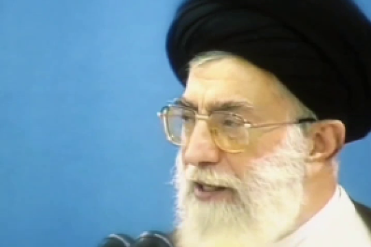 باید به قرآن نزدیک شد