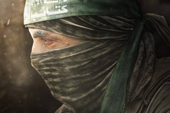 إن الحياةَ عقيدةٌ وجهادُ