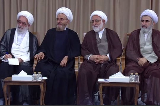 بیانات امام خامنه ای دیدار دست‌اندرکاران برگزاری گردهمایی بین‌المللی بزرگداشت آیت‌الله میرزا محمّدحسین نائینی
