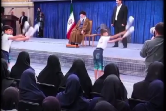 دشمن می خواهد جوان ایرانی باورش را به خود از دست بدهد