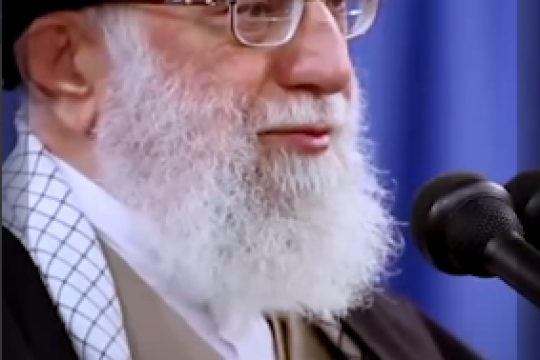 در برابرِ استکبار