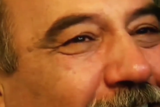 حضور رهبر انقلاب در منزل شهید آشوری