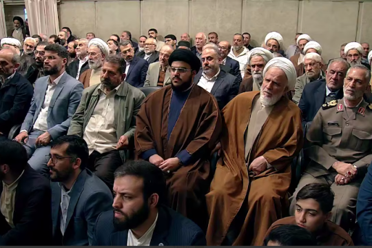 تاکید امام خامنه ای بر لزوم تغییر آرایش رسانه‌ای و تبلیغاتی در مقابل جبهه فراگیر دشمن