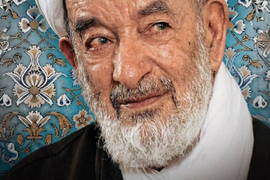 ماه شریف ماه رجب یا یک قدری از معصیتت کم کن، یا یک قدری بر طاعتت اضافه کن