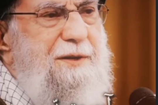 رهبر انقلاب ؛آینده نشان خواهد داد کی ضعیف شده