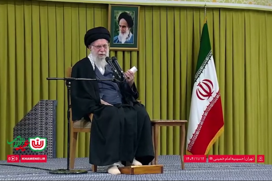 امام خامنه ای(مدظله‌العالی) اینکه به فتنه اخیر میگوییم فتنه_آمریکایی