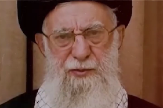 او پای ایران قوی ایستاده است